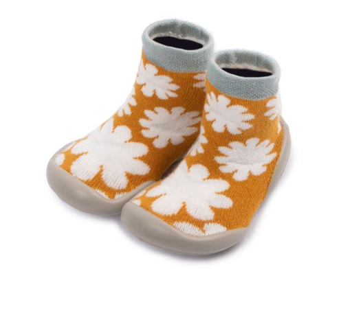 [COL23354F] Chaussons Fleurs ou Etoiles